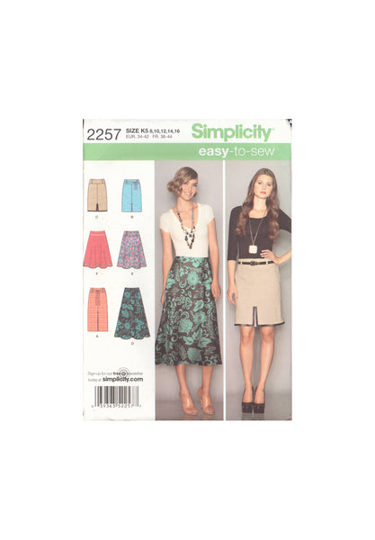 Simplicity 2257 Sewing Pattern, Skirts, Size 8-16, Uncut, Factory Folded