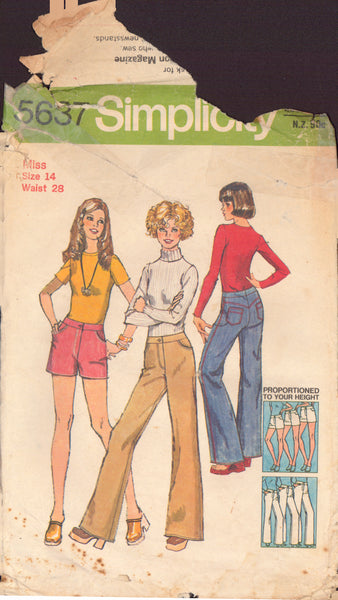 Simplicity 5637 Misses' Pants and Shorts, Size 14, Cut, Complete