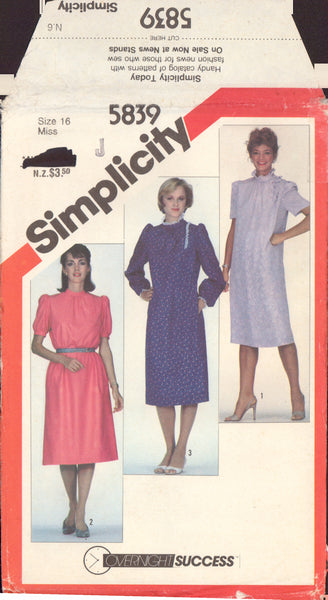 Simplicity 5839 Sewing Pattern, Dress, Size 16, Uncut, Factory Folded