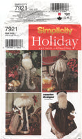 Simplicity 7921 Sunrise Designs 26" (66 cm) Santa and Clothes, Uncut, Factory Folded Sewing Pattern