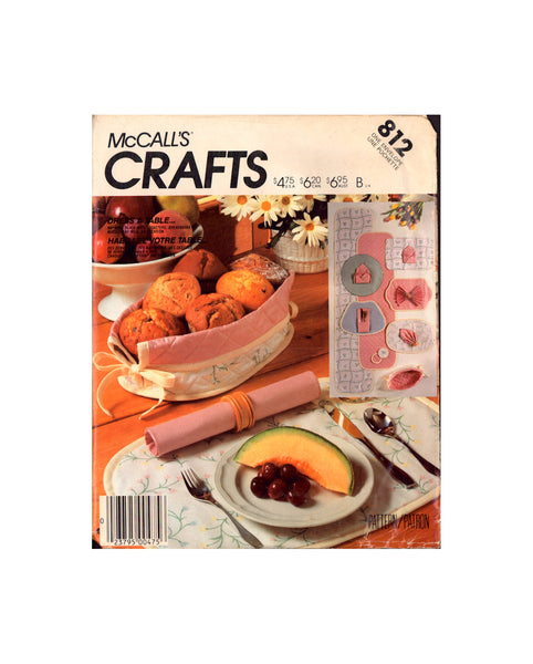 McCall's 812 Sewing Pattern Table Linen Uncut Factory Folded