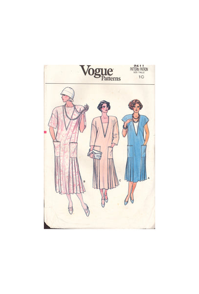 Vogue 9211 Sewing Pattern, Dress, Size 10, Cut, Complete