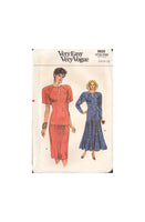 Vogue 9829 Sewing Pattern, Dress, Size 14-16-18, Uncut, Factory Folded