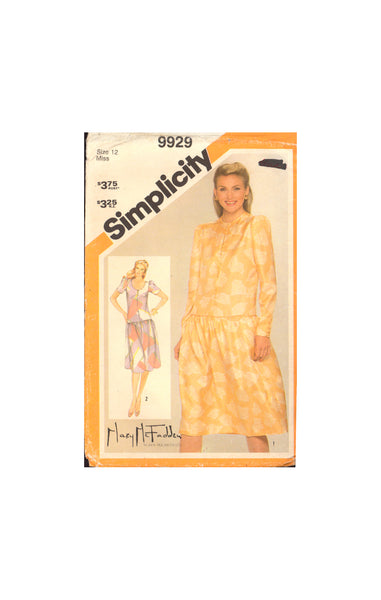 Simplicity 9929 Mary McFadden Dropped Waist Dress with Short or Long Sleeves, Sewing Pattern Size 12