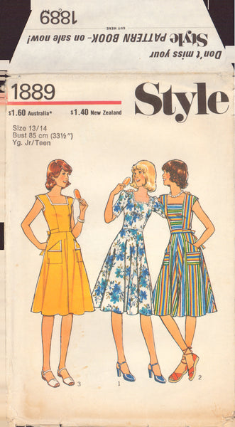Style 1889 Sewing Pattern, Junior/Teens' Dress, Size 13/14, Cut, Complete