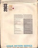 Vogue 2803 Table Settings, Dining Decor: Placemats, Napkins, Napkin Rings in Several Sizes & Styles, U/C, Factory Folded, Sewing Pattern