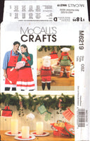 McCall's Crafts 6219 Christmas Themed Aprons, Mitt and Ornamental Decorations Uncut, Factory Folded Sewing Pattern