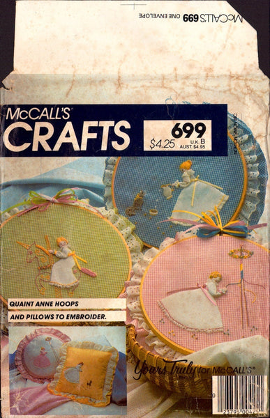 McCall's 699 Sewing Patterns Home Decorating Hoops and Pillows Uncut