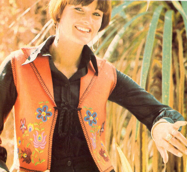 Vintage 70s Vest Embroidery Instant Download PDF 2 + 2 pages