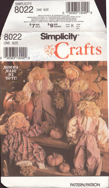 Simplicity 8022 Sewing Pattern, Scarecrow and Clothes, One Size, Uncut, Factory Folded