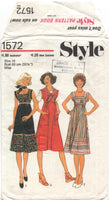 Style 1572 Empire Waist Dress with Square Neckline, Uncut, Factory Folded Sewing Pattern Size 10 Bust 32.5